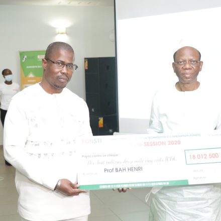 Fonds pour la Science, la Technologie et l’Innovation (FONSTI) : Deux Lauréats à l’Université Alassane Ouattara de Bouaké